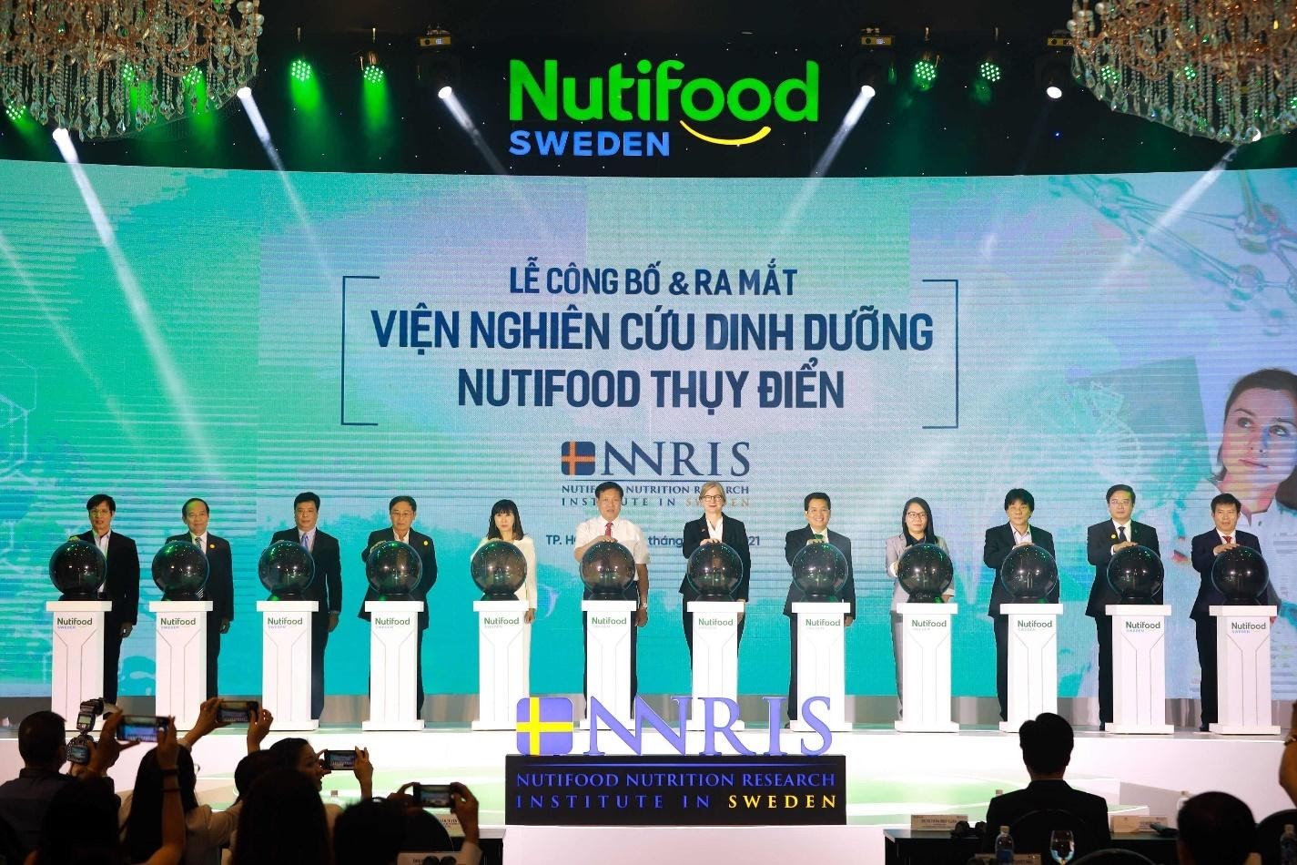 NutiFood ra mắt Viện Nghiên cứu dinh dưỡng NutiFood Thụy Điển quy tụ các chuyên gia dinh dưỡng hàng đầu thế giới và Việt Nam